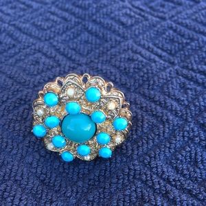 Size 6 Vintage Turquoise Colored Ring.